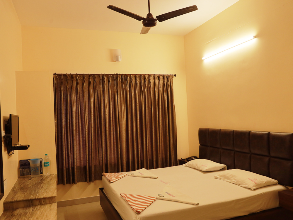 sunrise view hotel in kanyakumari